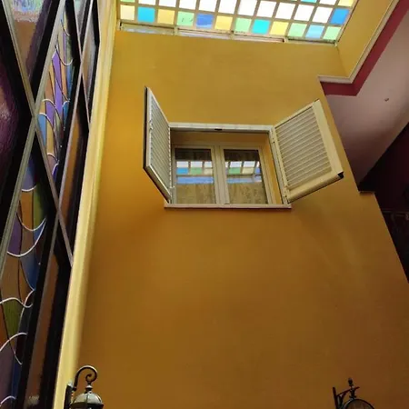 En