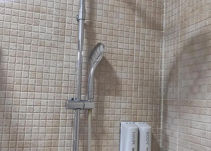 招待所 加的斯睡眠旅馆 4*