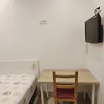 En